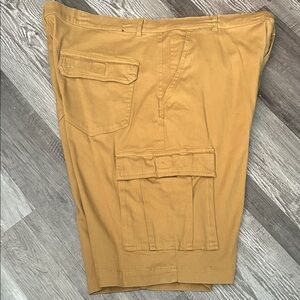 Men's Stylish Tan Cargo Shorts